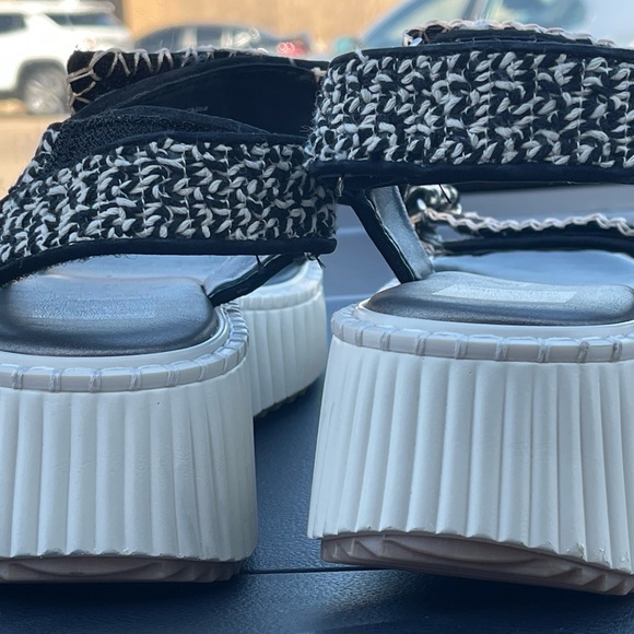 Dolce Vita Black Sandals with White Accents - Picture 5 of 8